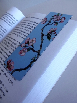 Magnetic bookmark